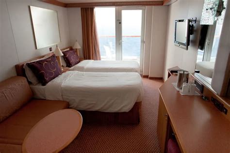 Ocean view windows vary in size, as does the general layout of the entire outside cabin. . When does royal caribbean assign guarantee cabins